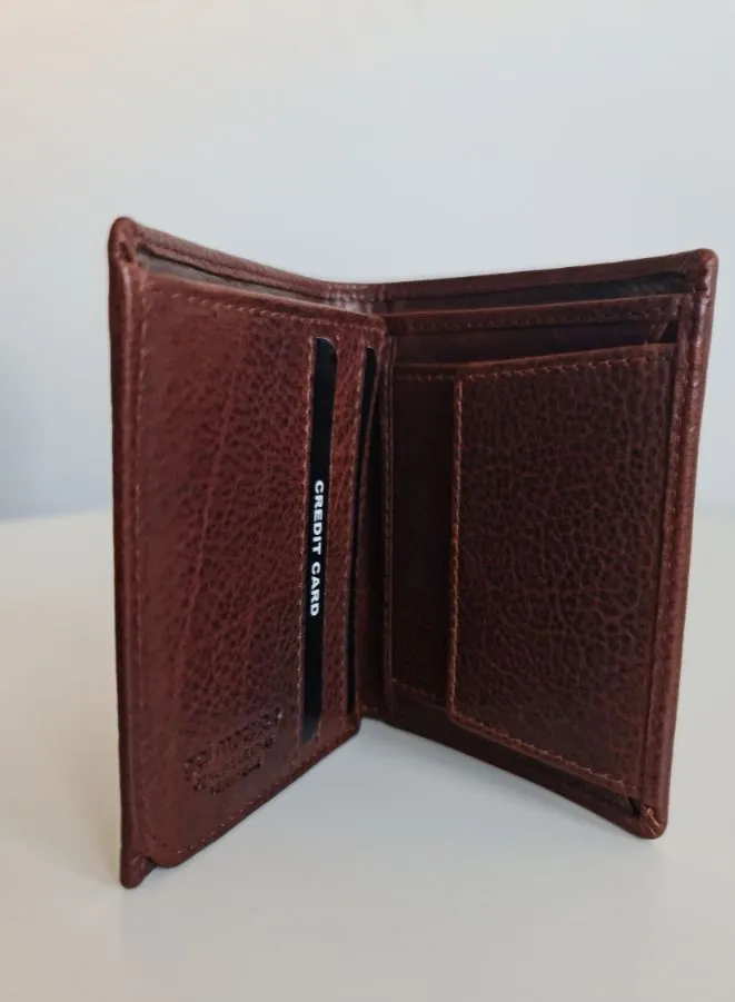 Gai Mattiolo Men's Leather Wallet: A Fusion of Style and Utility